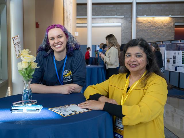 Dr. Paramita Ghosh chatting with Current GGIP student, Kristina Wells