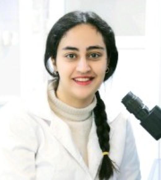 Picture of Negar Ahmadian